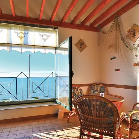 Nice In With 2 Bedrooms And Wifi *